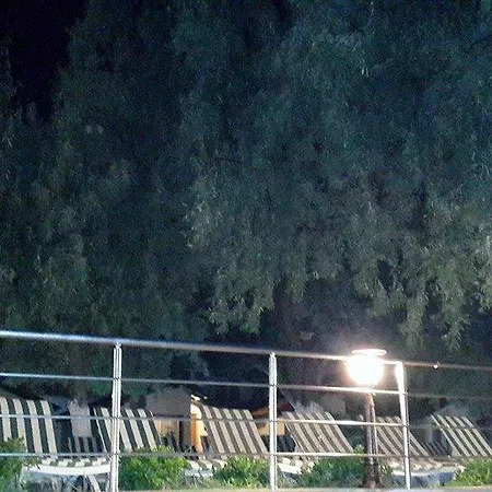 모텔 Palm Beach Club