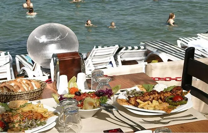 Palm Beach Club ウルラ