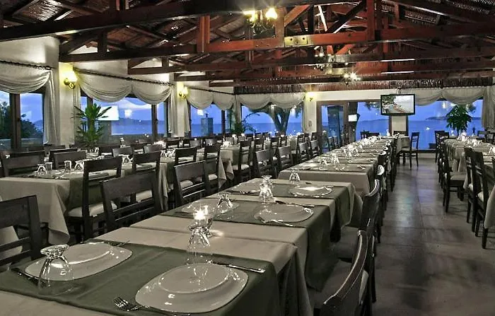 Palm Beach Club モーテル